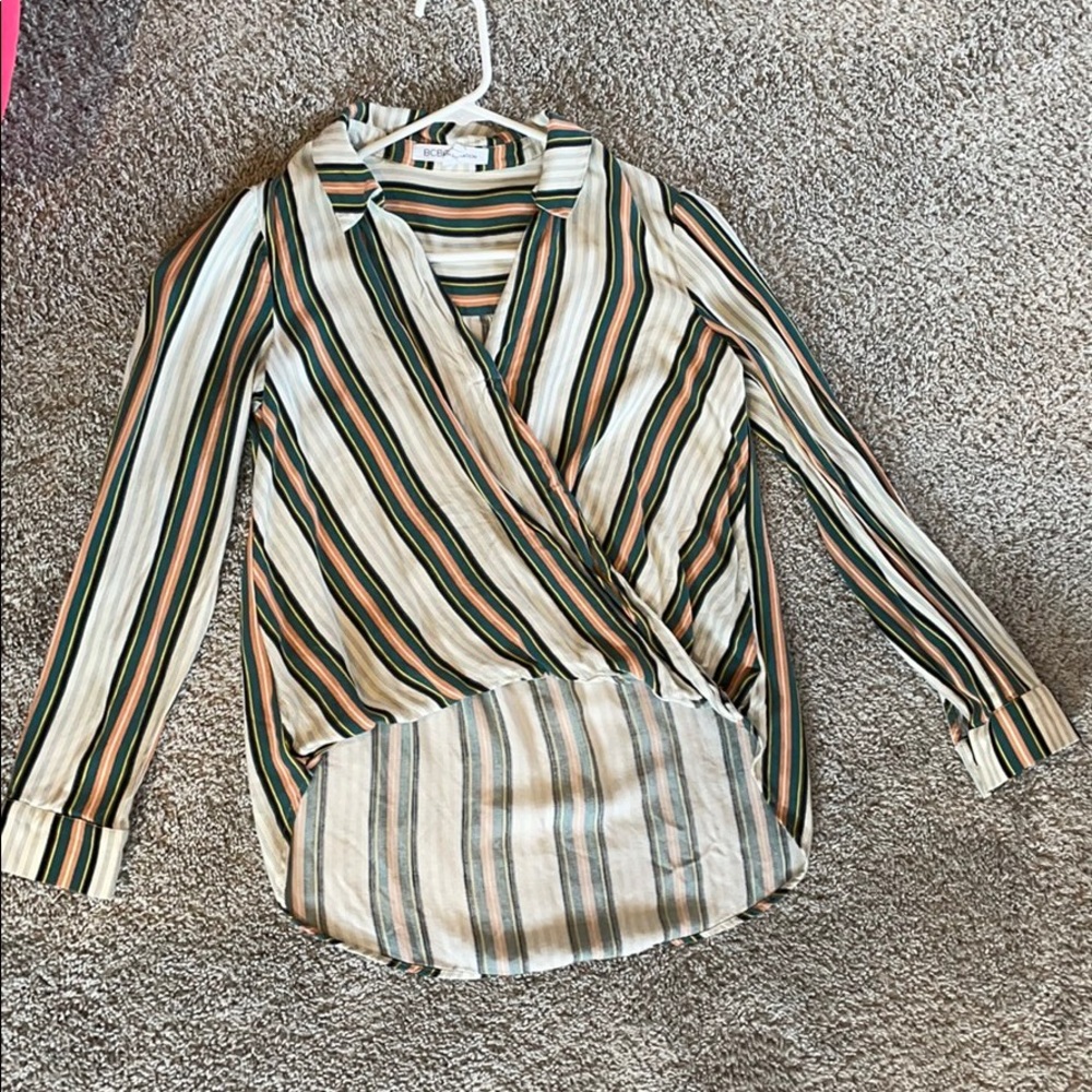 Bcbgeneration faux wrap style top